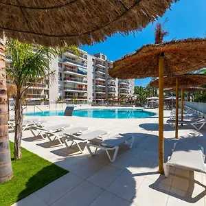 rentalmar-salou-playa-family-suites-43840.top-hotels-tarragona.com/